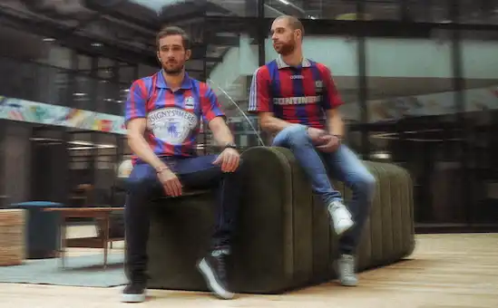 Revivez la légende du football